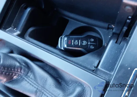 2015 Ford Taurus Sel z USA, uszkodzony, nr VIN 1FAHP2E88FG181010